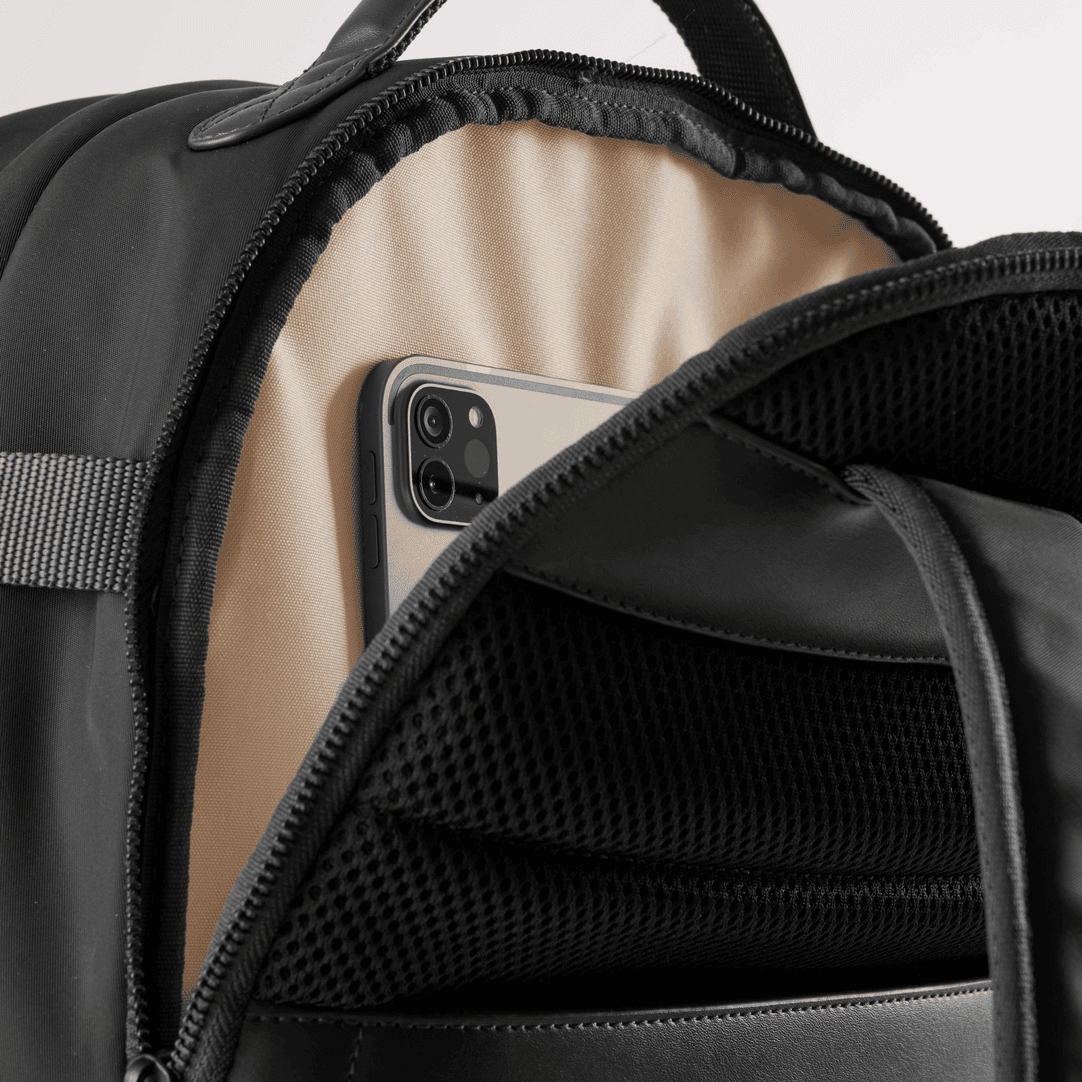Explorer Backpack Midnight Black | Sustainable & Unique